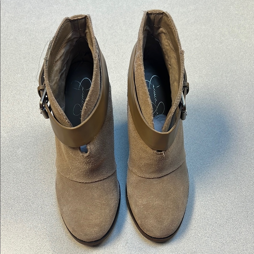 Jessica Simpson Shoes Women’s Tan Ankle Boots